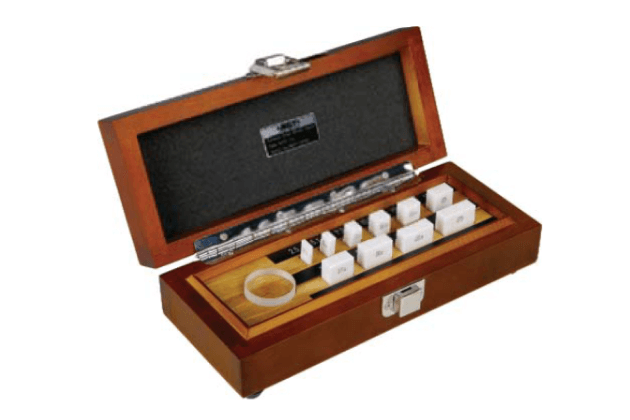 Bộ mẫu chuẩn kiểm panme Insize 4107-10