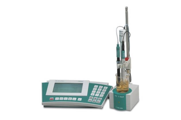 Máy đo pH/nhiệt độ/ORP/Ion để bàn Metrohm 781