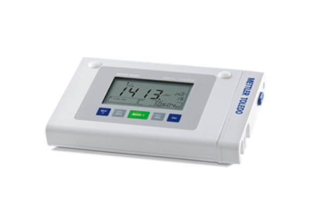 Máy đo độ dẫn điện để bàn Mettler Toledo FiveEasy F30