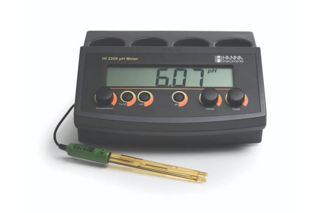 Máy đo pH/ORP để bàn Hanna HI22091-02 có ngõ ra Analog 4-20mA