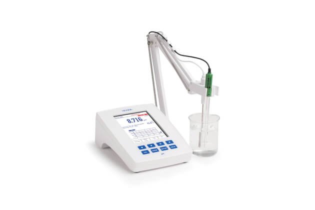 Máy đo pH và ORP để bàn Hanna HI5221-02