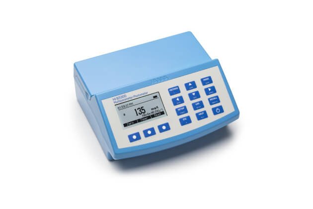 Máy đo pH và đa chỉ tiêu trong nước thế hệ mới Hanna HI83300-02