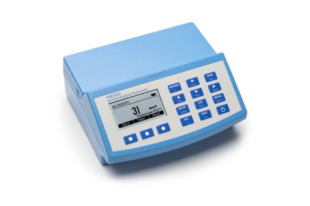 Máy đo dinh dưỡng trong thủy canh và nhà kính Hanna HI83325-02