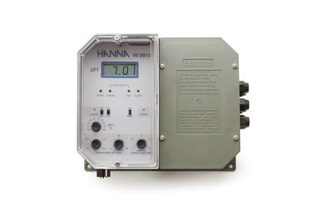 Màn hình treo tường công nghiệp điều khiển pH Hanna HI9910