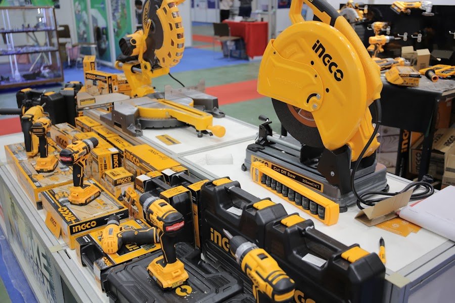 Nhiều mẫu máy cắt sắt/ kim loại Ingco hiện bày bán tại Tecostore