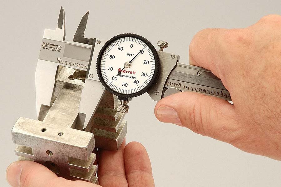 Các bước sử dụng thước kẹp đồng hồ