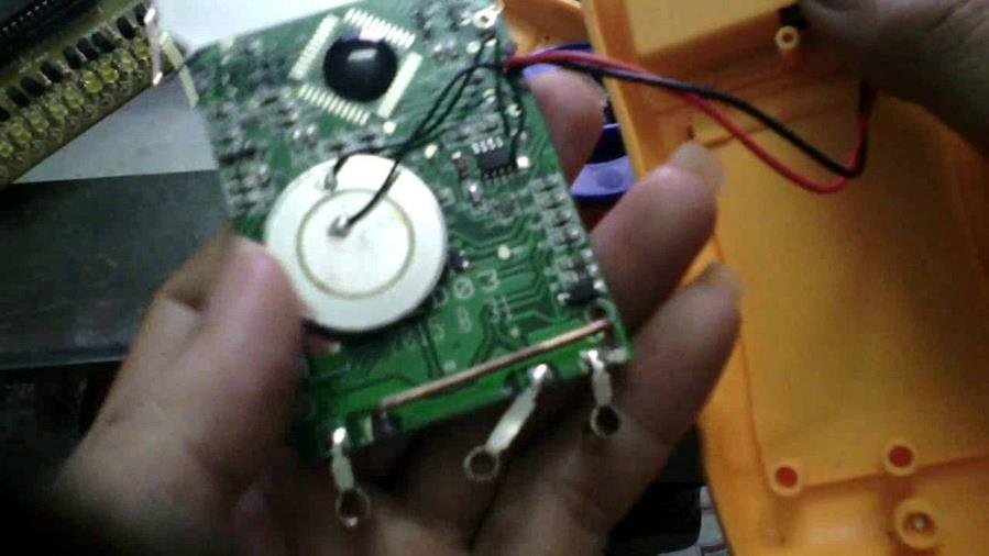 Sửa đồng hồ vạn năng bị nhảy số