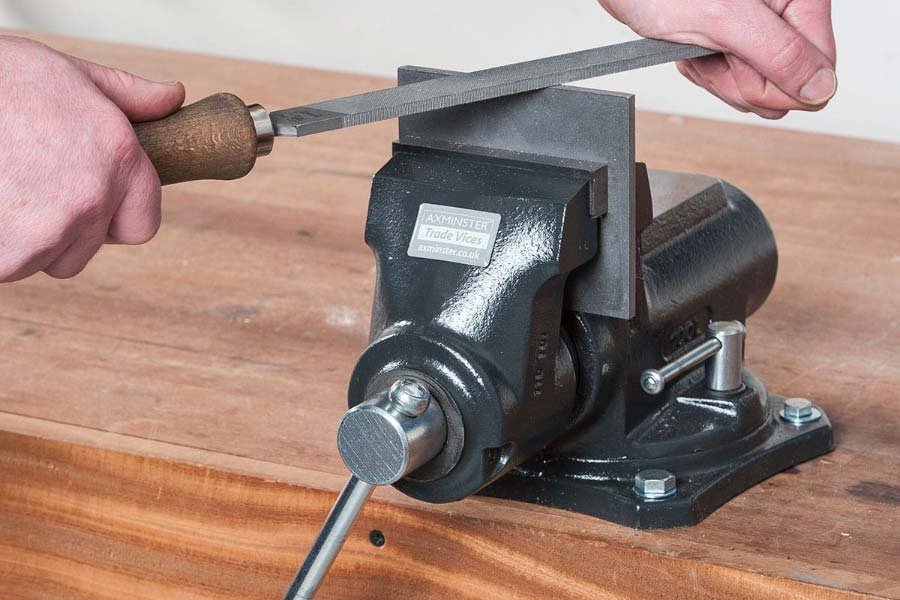 Hướng dẫn sử dụng bộ dũa an toàn, hiệu quả