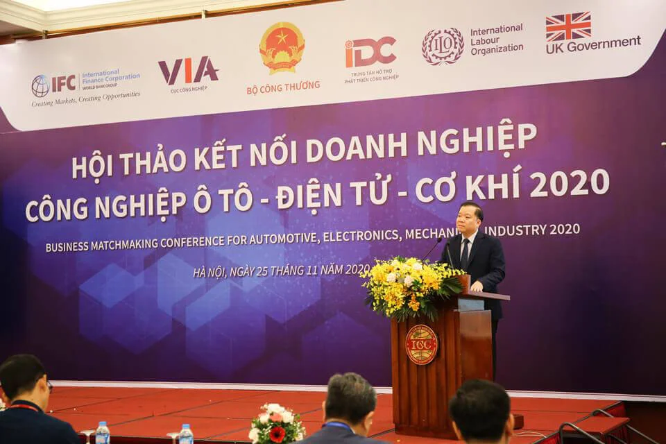 Phó Cục trưởng Cục Công nghiệp (Bộ Công Thương) Phạm Tuấn Anh phát biểu tại hội thảo