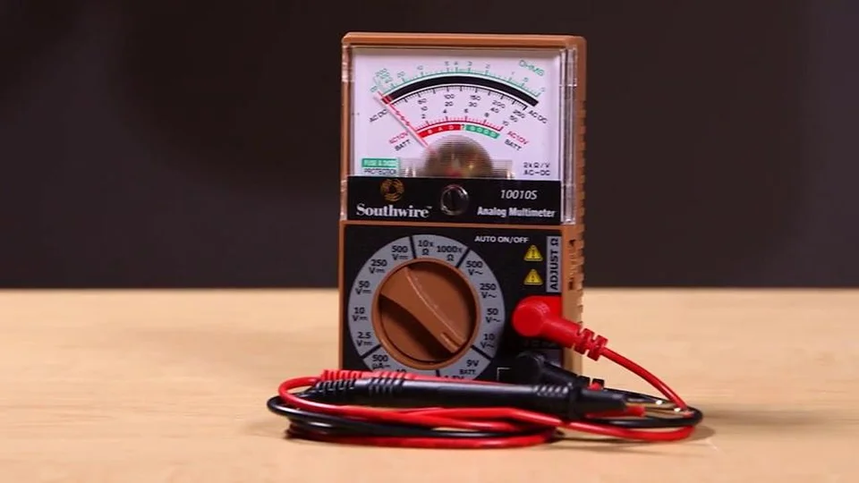Đồng hồ vạn năng kim dễ dàng xác định giá trị dòng điện 1 chiều