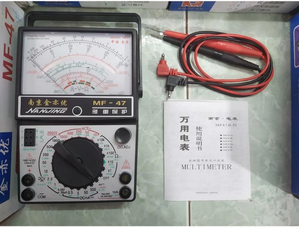 Đồng hồ vạn năng kim