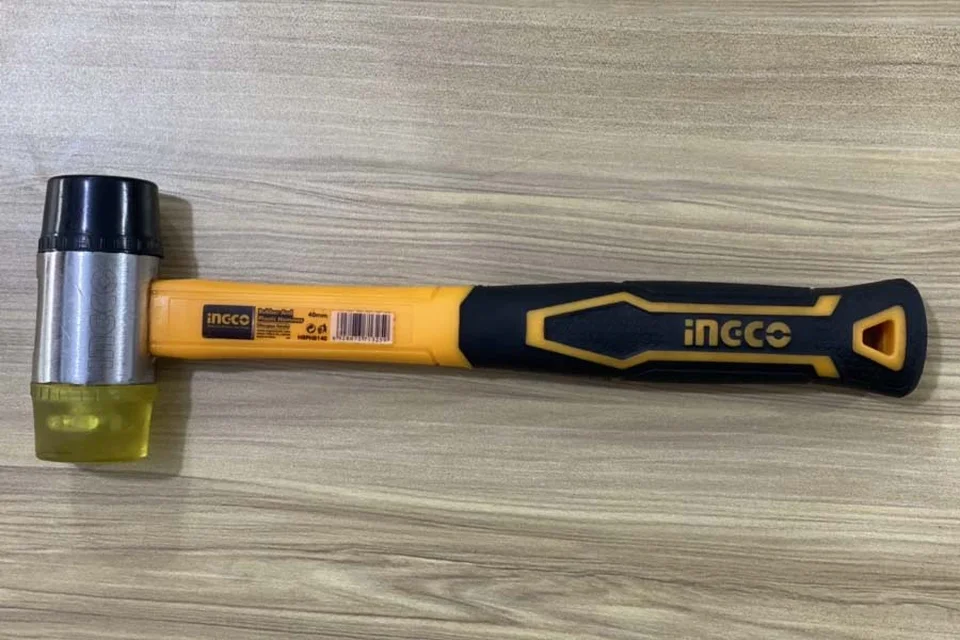 Sản phâm búa nhựa thông dụng hiện nay