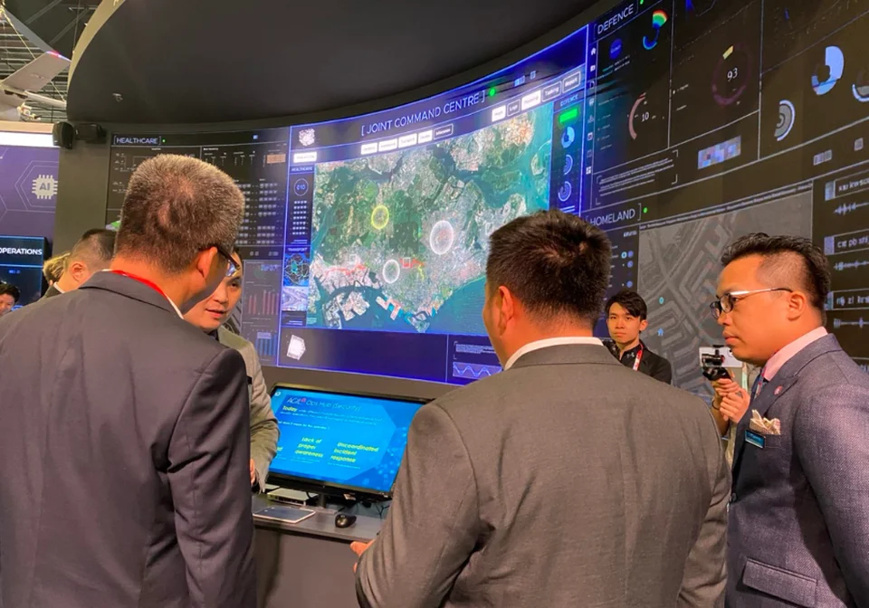 TECOTEC trao đổi với đại diện tới từ các hãng đối tác trong mảng hàng không - quốc phòng